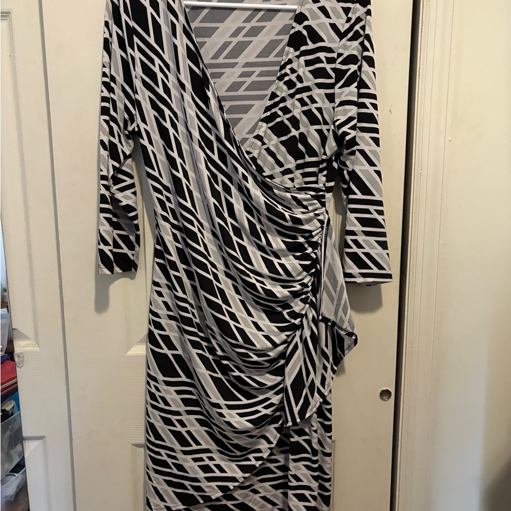 New York & Company Black and White Asymmetrical Dress